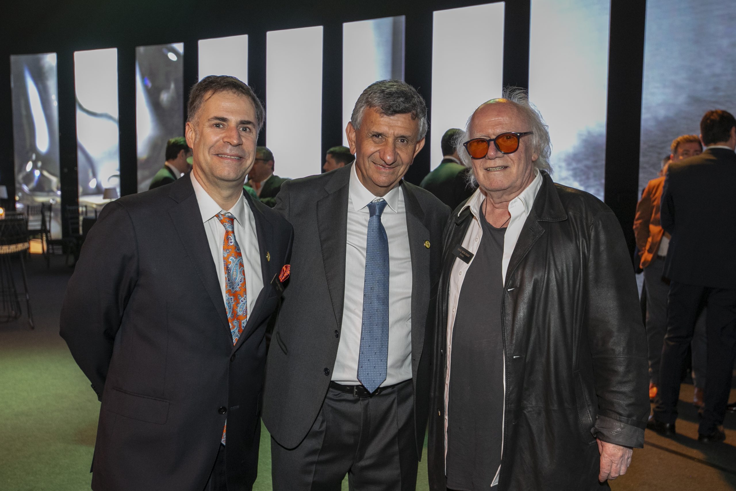 Felipe Wielandt, gerente de gestión del proyecto Reconversión Fábrica CCU Limache; Patricio Jottar, Gerente General de CCU, y Raúl Menjibar